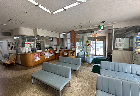 医療法人祐輝会 宮元整形外科医院 待合室